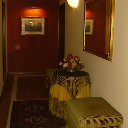 מלון La Rocca 3*