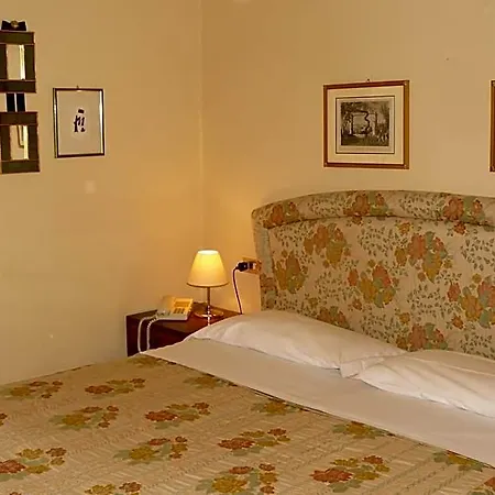 Hotel La Rocca 3*
