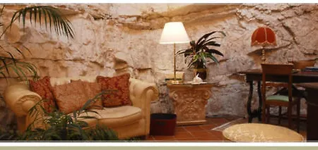 מלון La Rocca גוביו