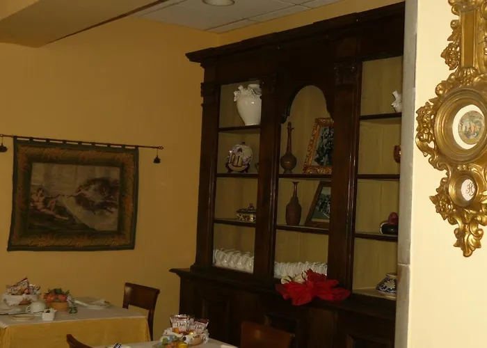 La Rocca 3* グッビオ